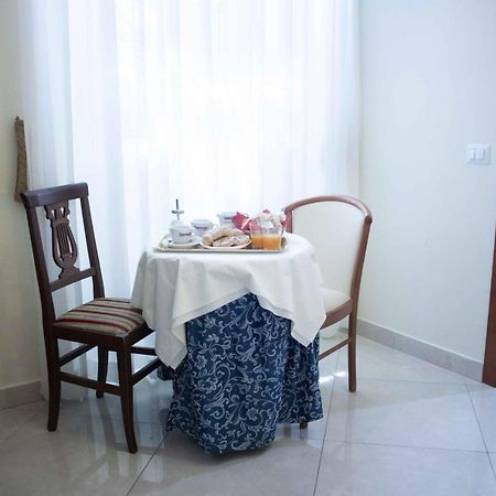 רומא Suite Dal Conte מראה חיצוני תמונה