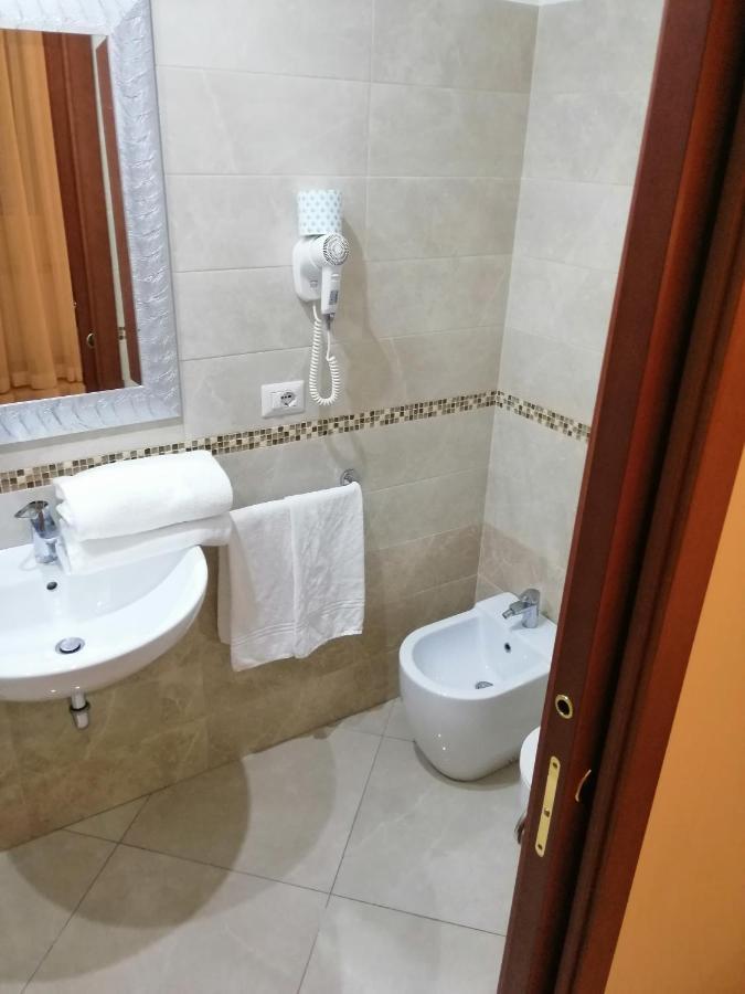 רומא Suite Dal Conte מראה חיצוני תמונה