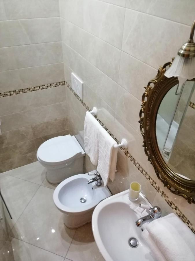 רומא Suite Dal Conte מראה חיצוני תמונה