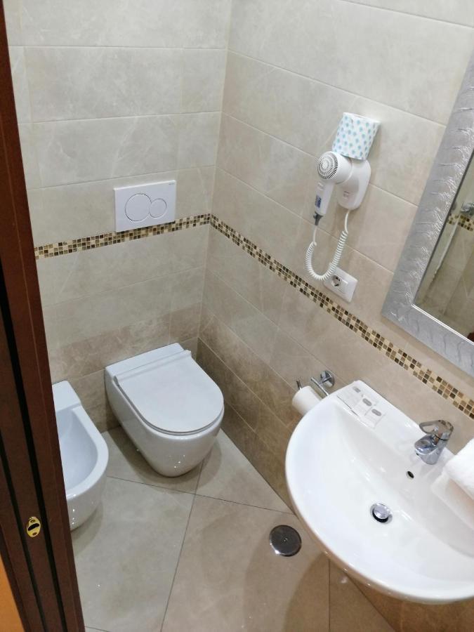 רומא Suite Dal Conte מראה חיצוני תמונה